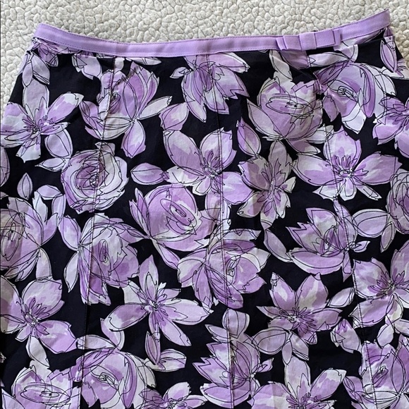 Rafaella Purple Floral Patterned Skirt, Size 12 - Picture 2 of 5